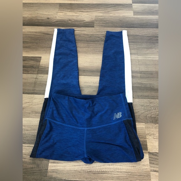 New Balance Leggings Size Small - Picture 4 of 13